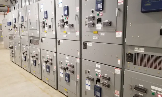 How does the selection of materials impact the performance and durability of switchgear?