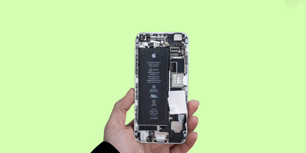  How do mobile phone batteries work, and what are the latest advancements in battery technology?