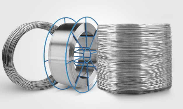  How do the properties of stainless steel cables contribute to safety in critical applications?