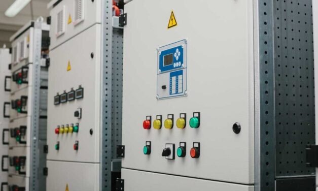 What are the common problems that can occur with power supplies, and how can they be prevented?